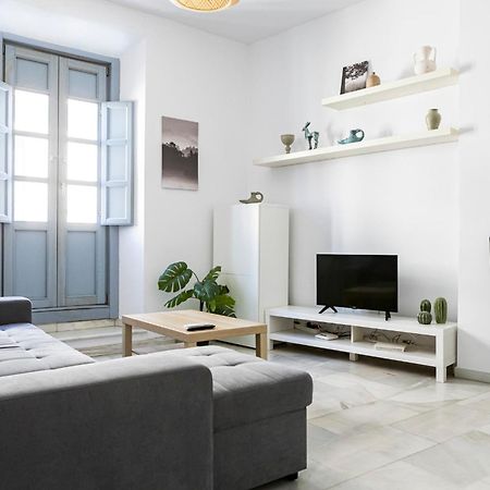 Suites Picasso مالقة المظهر الخارجي الصورة