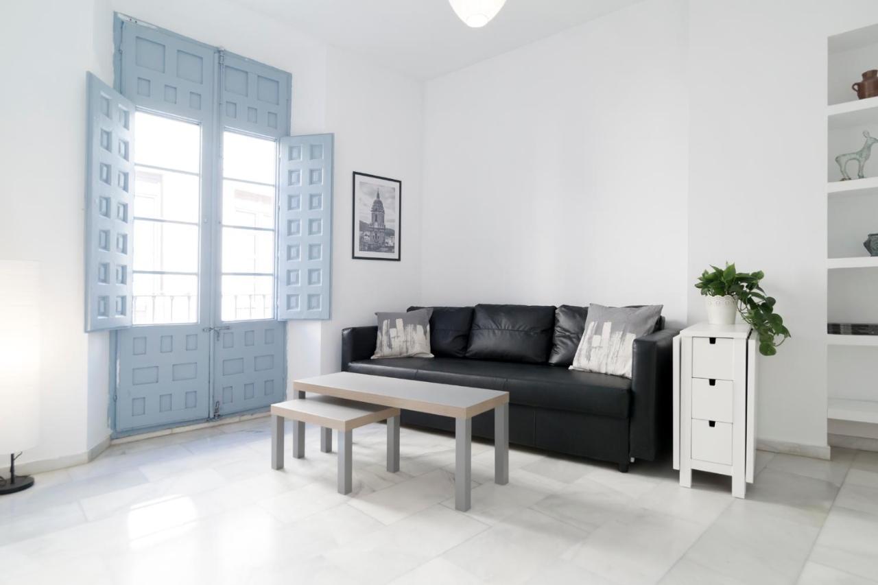 Suites Picasso مالقة المظهر الخارجي الصورة